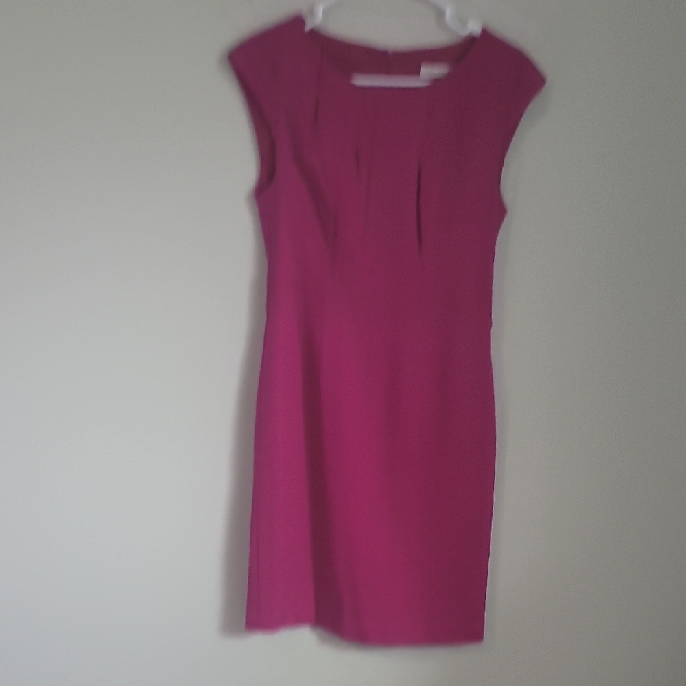 Trina Turk Cap-Sleeve Midi Dress in Vibrant Fuchsia